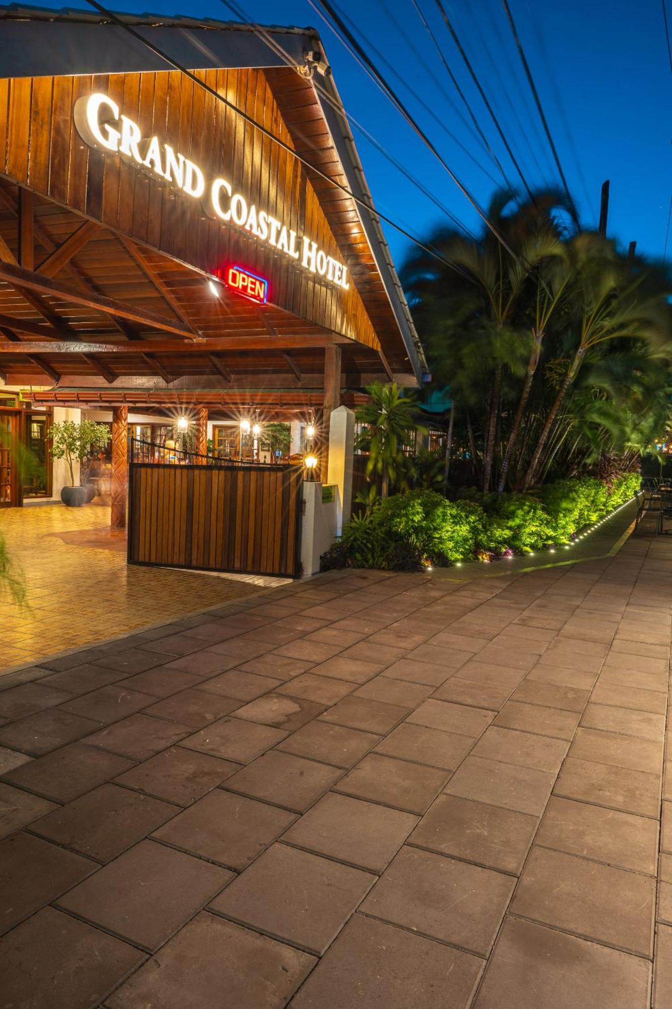 Grand Coastal Hotel Georgetown Bagian luar foto